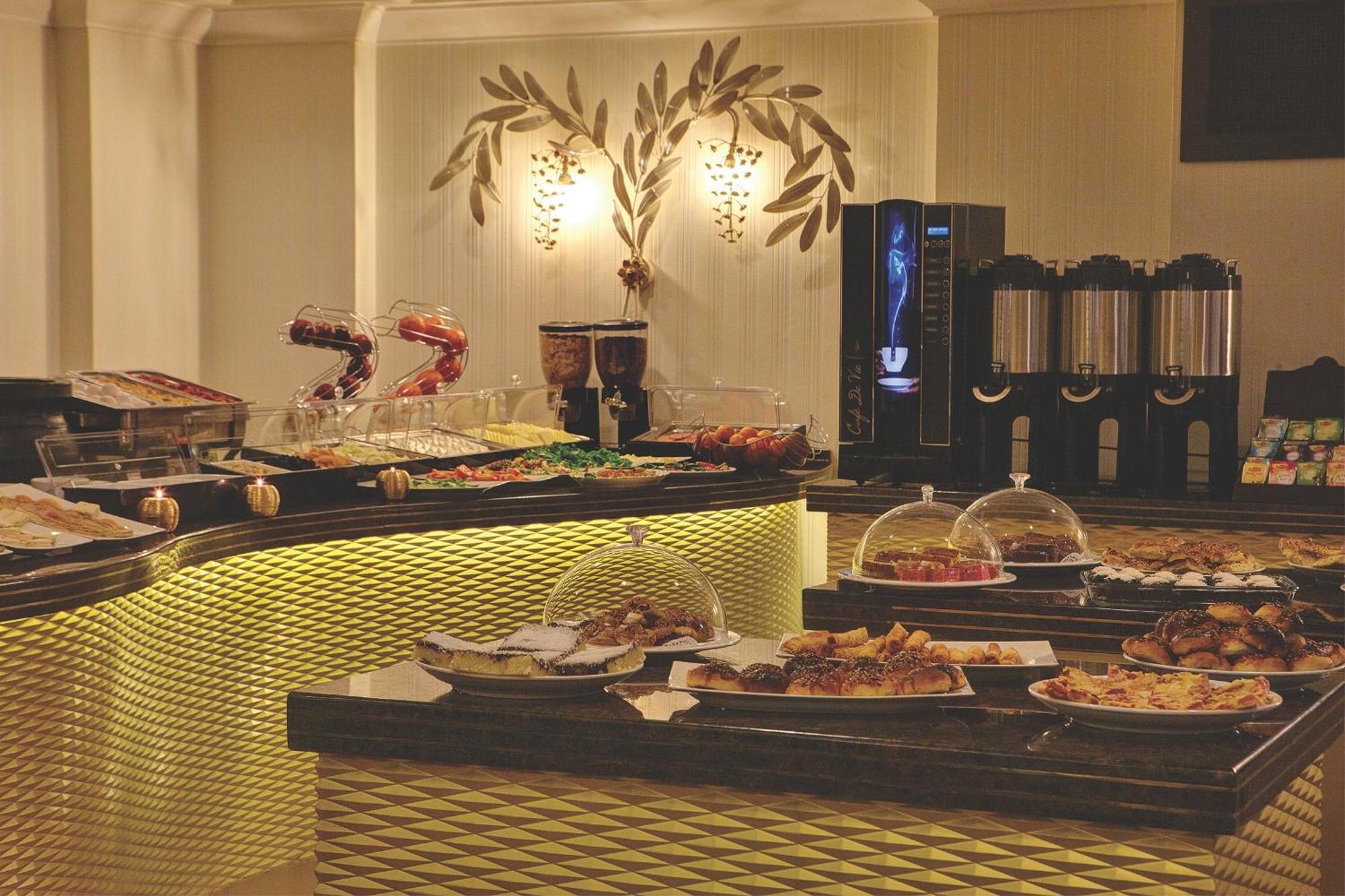 Susuzlu Atlantis Hotel Izmir Exterior photo